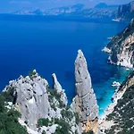 Deiana's - Sea View