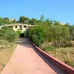 Deiana's - Sea View Кардеду