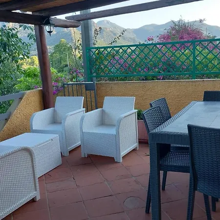 Deiana's - Sea View Apartment Cardedu