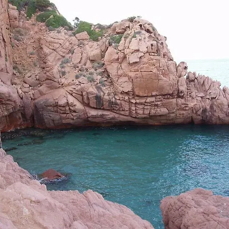 Deiana's - Sea View